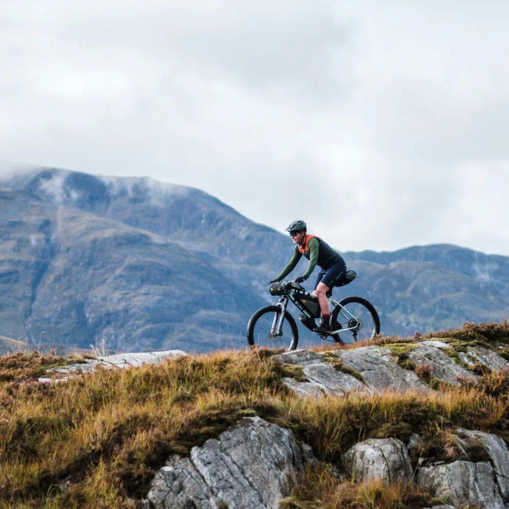 Apidura - Backcountry Frame Pack 2L
