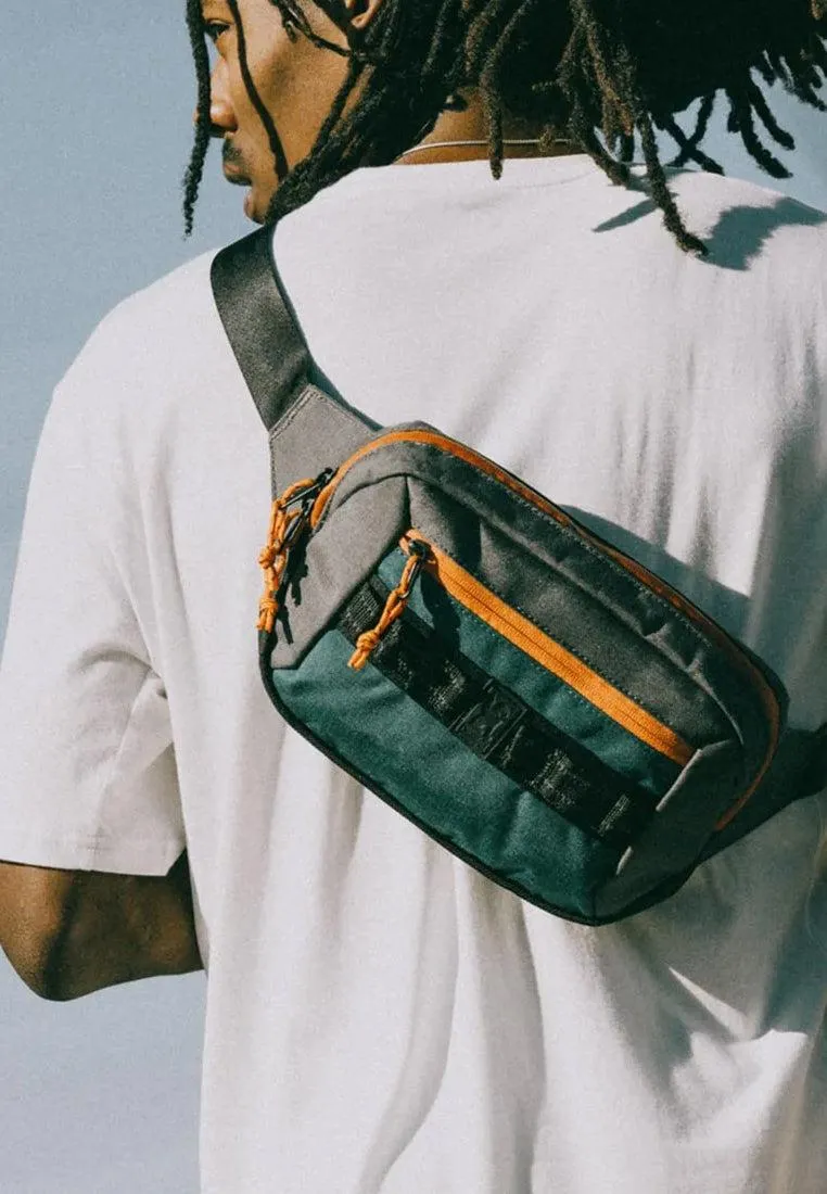 Chrome Industries Ziptop Waistpack Leather Black