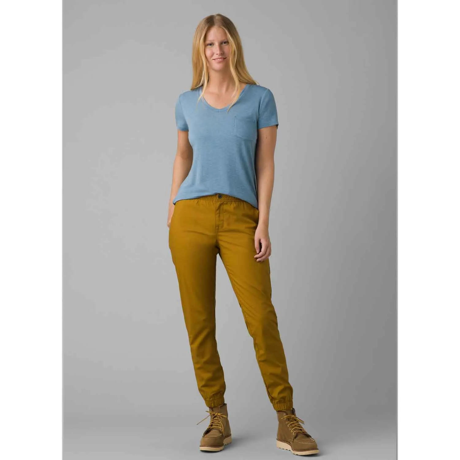 Foundation Short Sleeve V Neck - Womens
