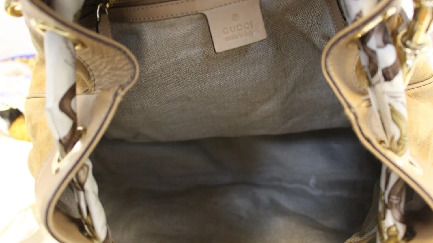 GUCCI Limited Edition White/Brown Embroidered Canvas Positano Bag - Final Call