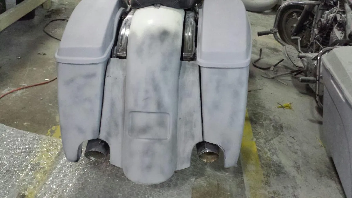 Harley Davidson 4.5" Extended Stretched Saddlebags With LED Light Fender With Lids - 2014 - 2018  Model Style Bags