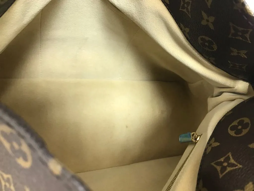 LOUIS VUITTON Artsy MM Monogram Canvas Handbag