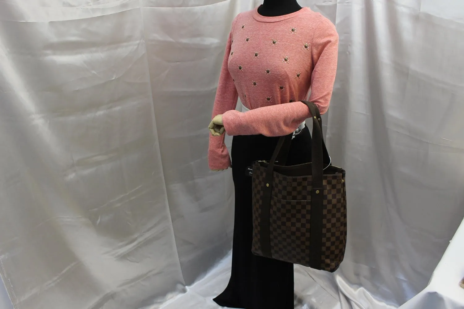 LOUIS VUITTON Cabas Beaubourg Damier Ebene Tote Bag