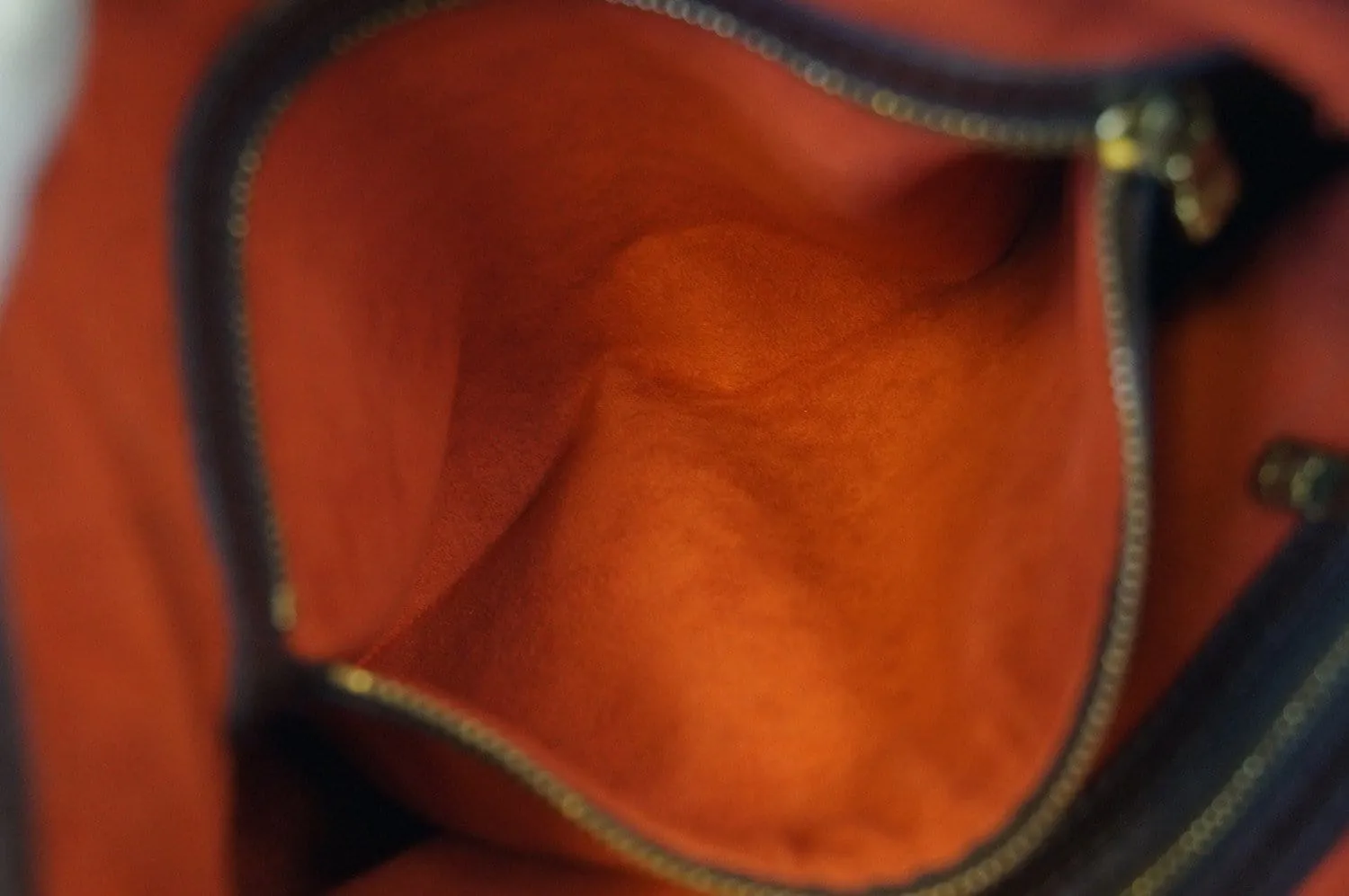 LOUIS VUITTON Damier Ebene Brown Marais Bucket Bag