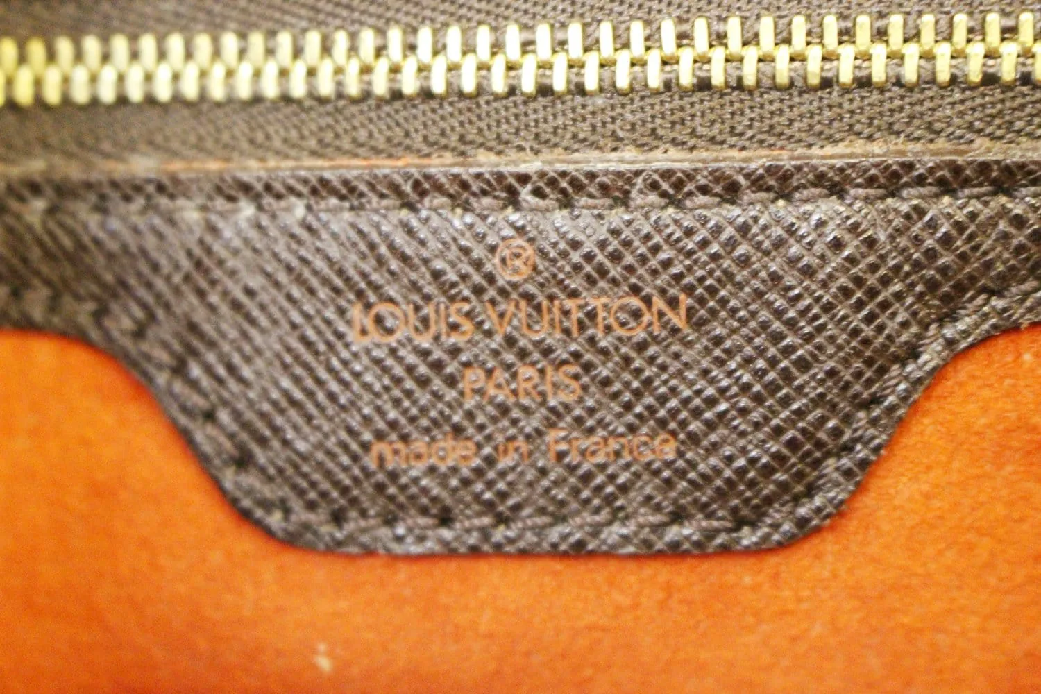 LOUIS VUITTON Damier Ebene Marais Bucket Shoulder Bag
