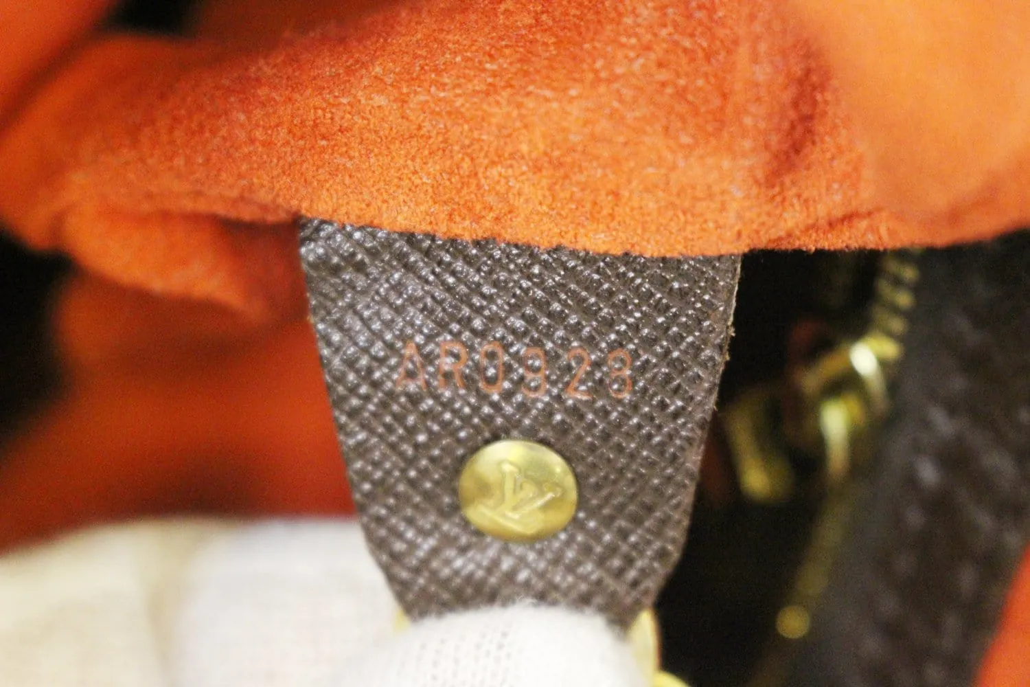 LOUIS VUITTON Damier Ebene Marais Bucket Shoulder Bag