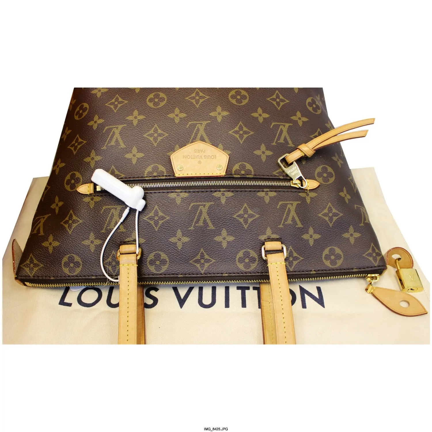 LOUIS VUITTON Iena MM Monogram Canvas Shoulder Bag