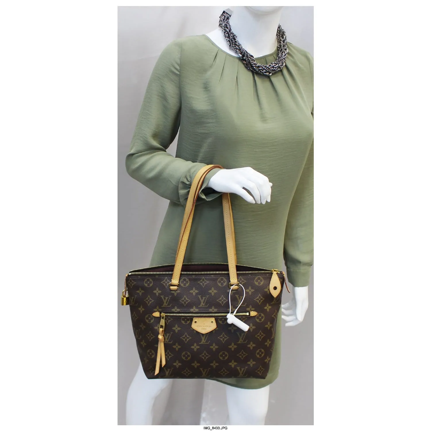 LOUIS VUITTON Iena MM Monogram Canvas Shoulder Bag