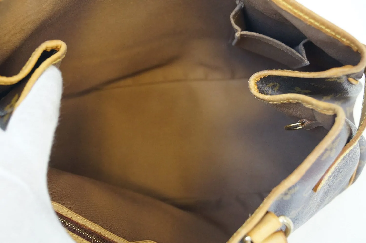 LOUIS VUITTON Monogram Batignolles Horizontal Tote Bag