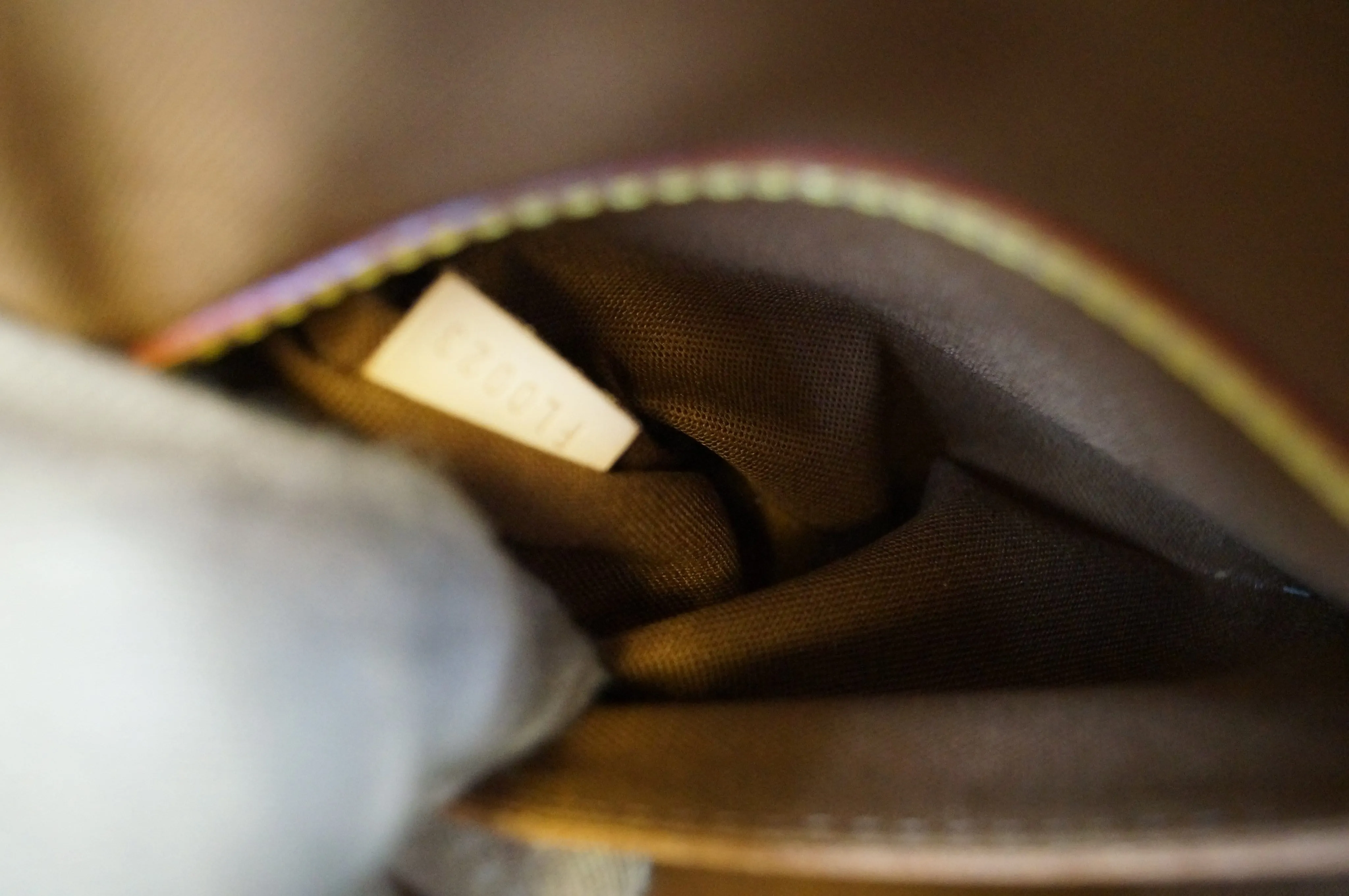 LOUIS VUITTON Monogram Canvas Alma Brown Satchel Handbag