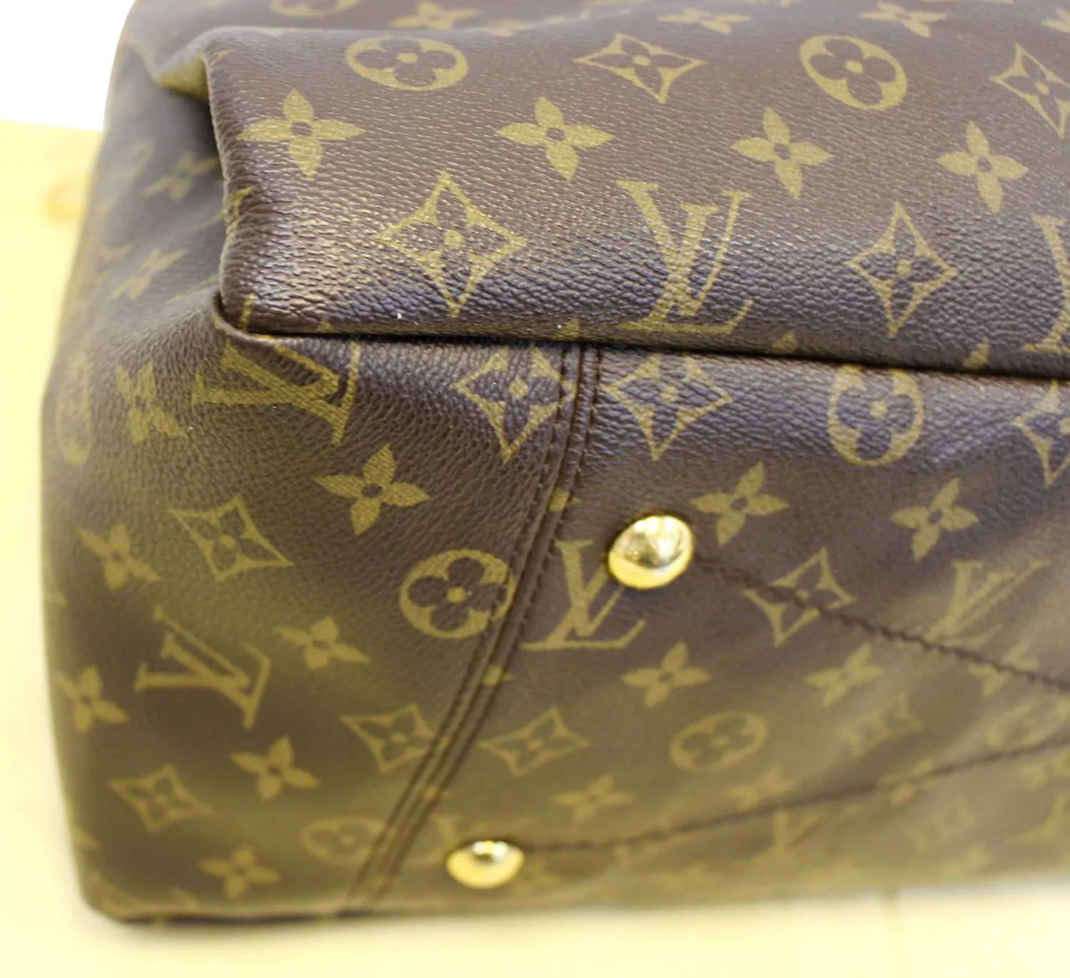 LOUIS VUITTON Monogram Canvas Artsy GM Tote Hobo Handbag Limited