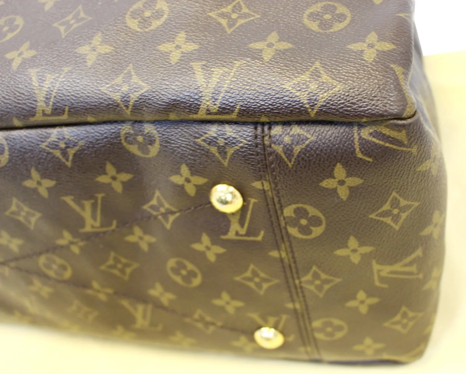 LOUIS VUITTON Monogram Canvas Artsy GM Tote Hobo Handbag Limited