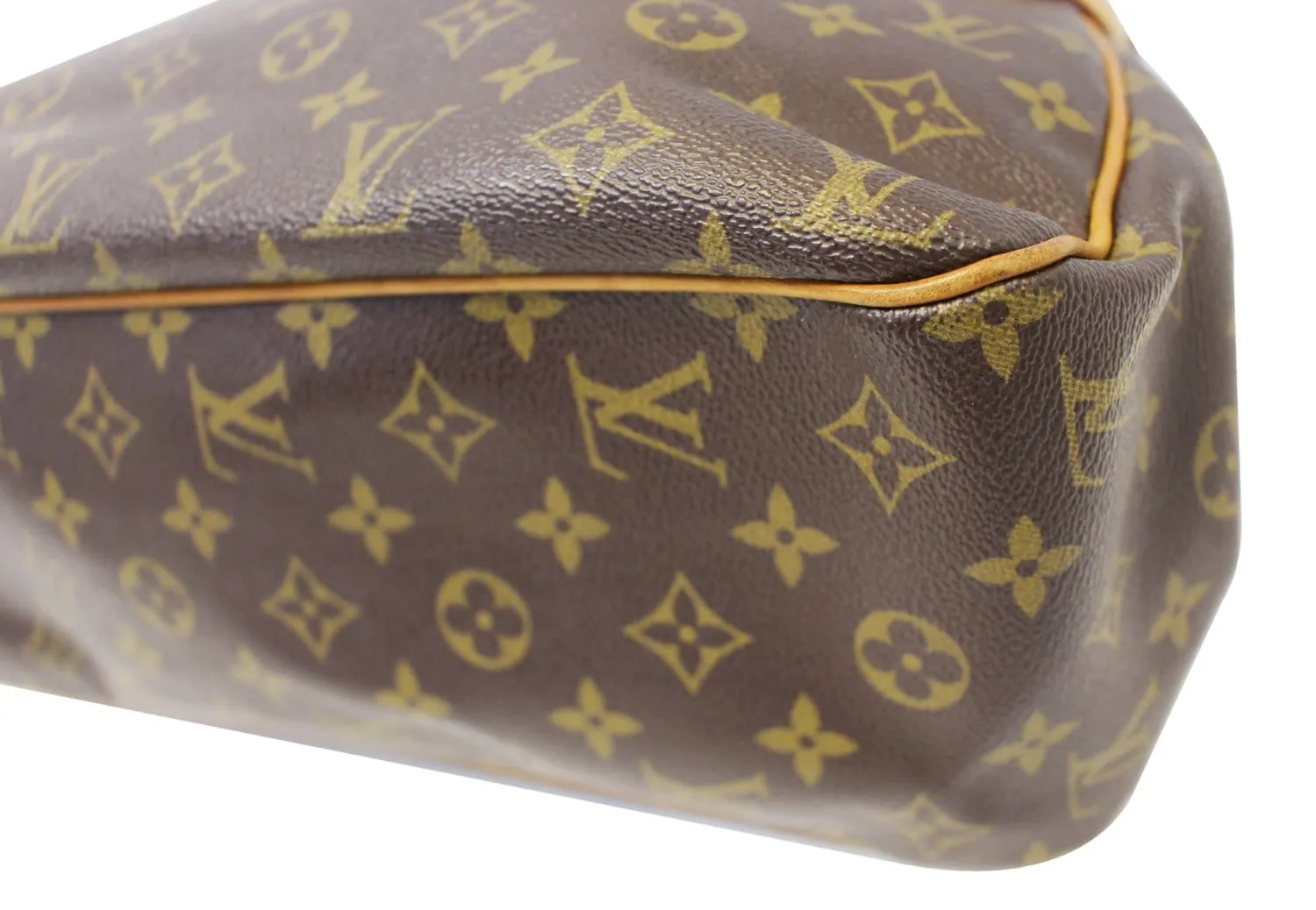 LOUIS VUITTON Monogram Canvas Batignolles Horizontal Bag