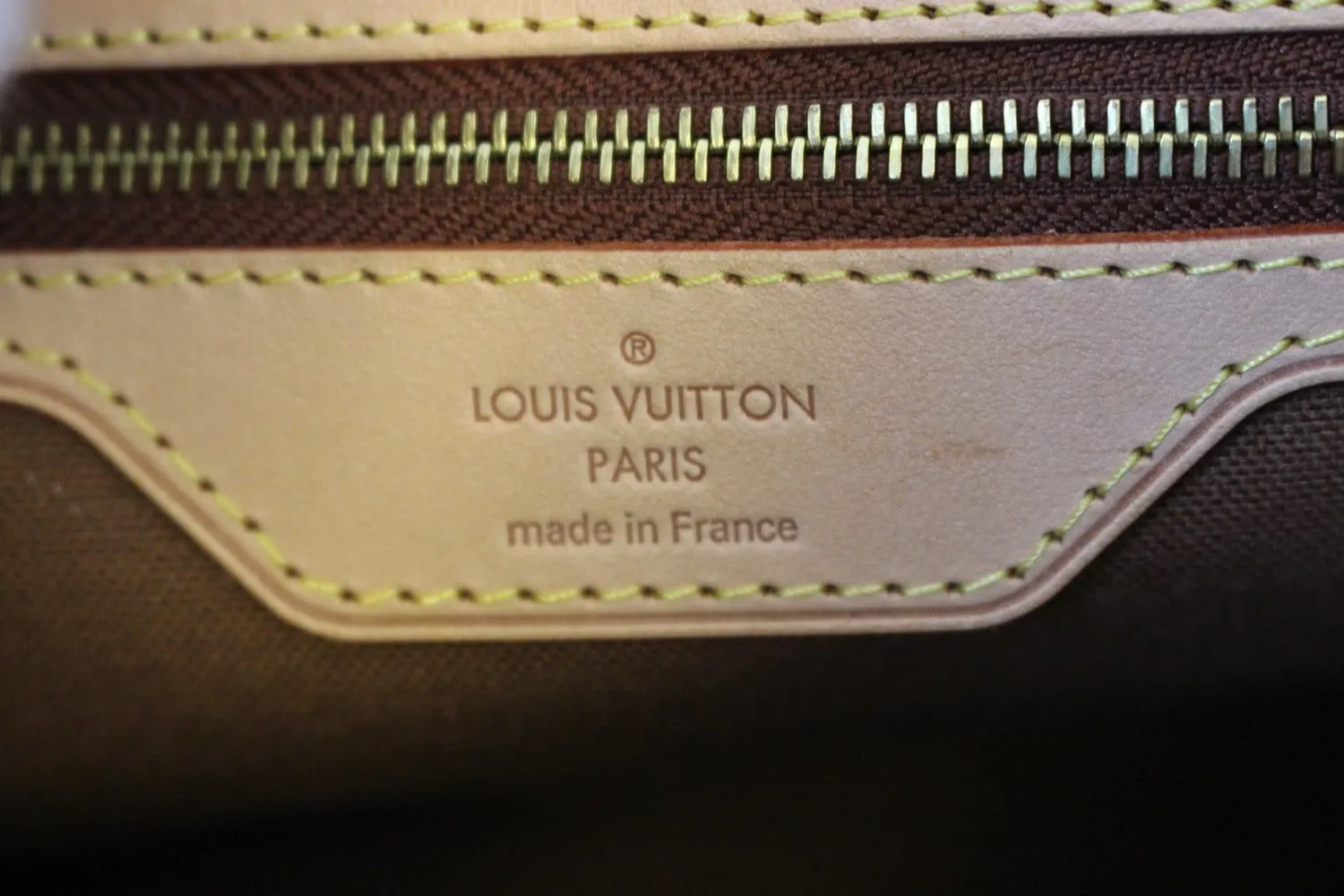 LOUIS VUITTON Monogram Canvas Batignolles Vertical Bag