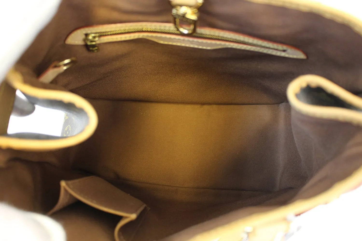 LOUIS VUITTON Monogram Canvas Batignolles Vertical Bag