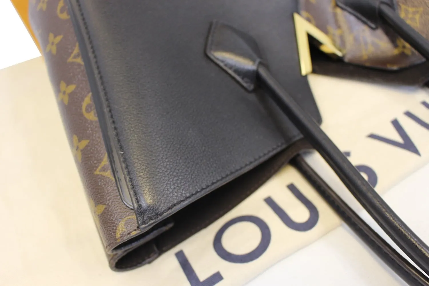 LOUIS VUITTON Monogram Canvas Black Leather Kimono Tote Bag
