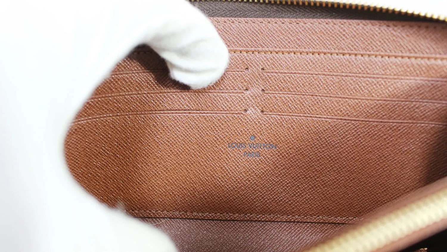 LOUIS VUITTON Monogram Canvas Brown Porte Monnaie Zippy Wallet