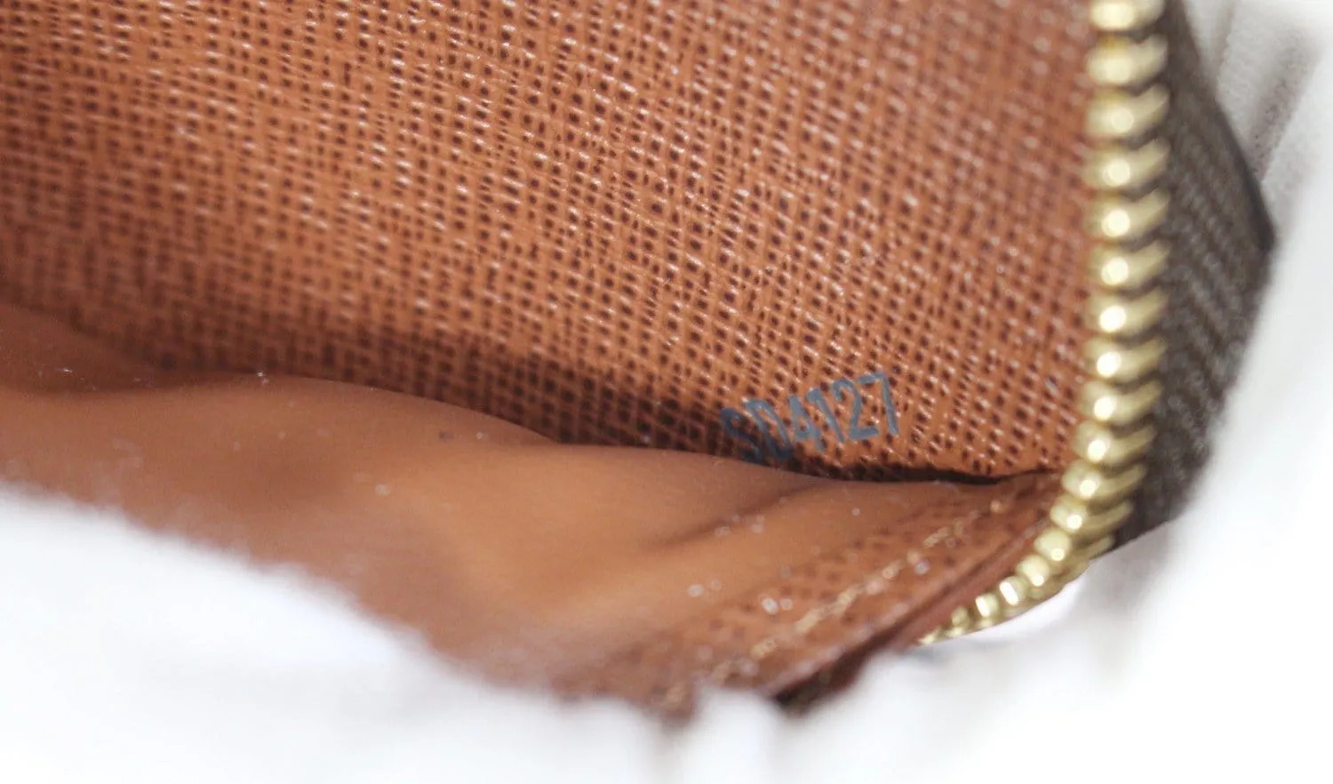 LOUIS VUITTON Monogram Canvas Brown Porte Monnaie Zippy Wallet