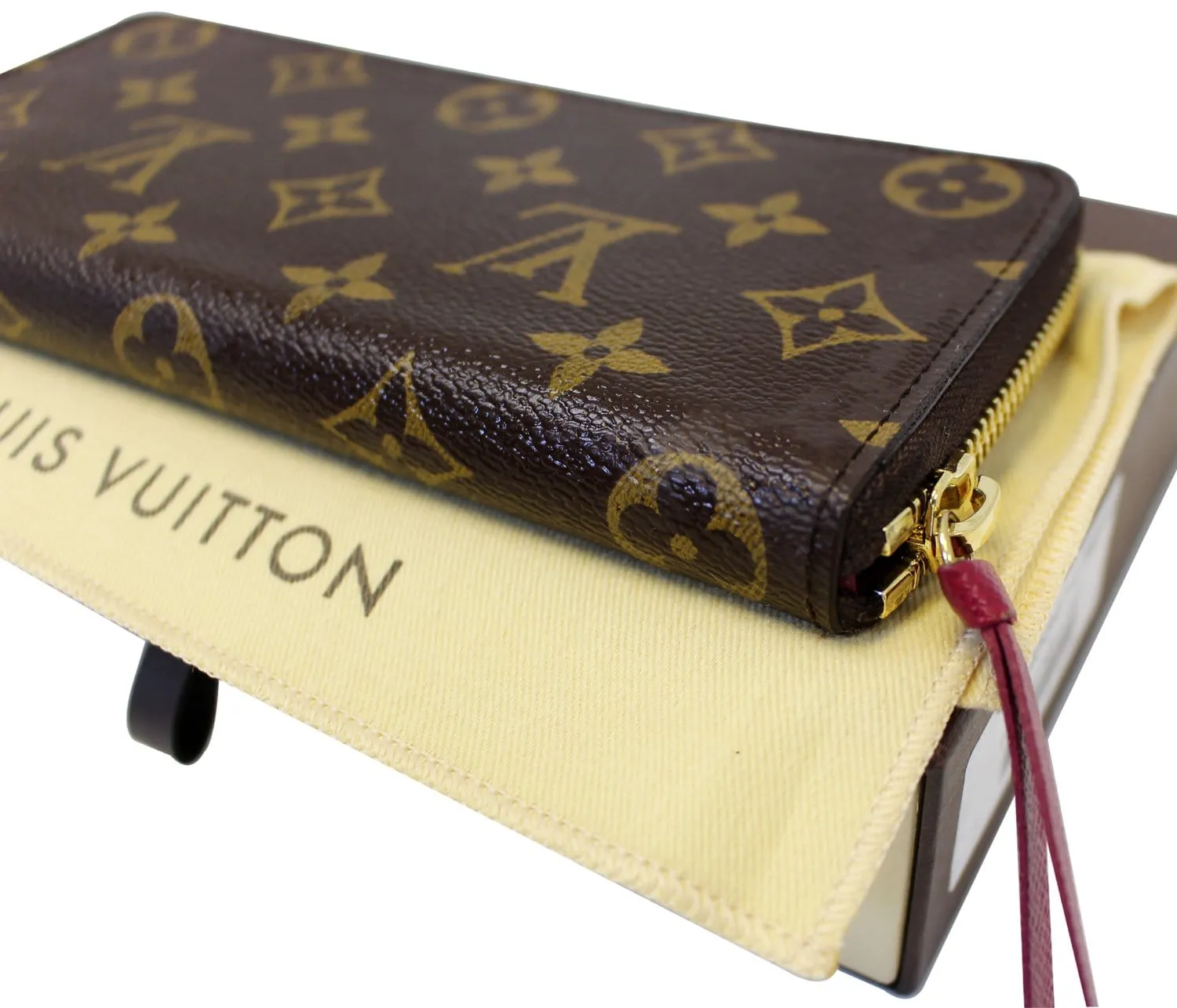 LOUIS VUITTON Monogram Canvas Clemence Wallet