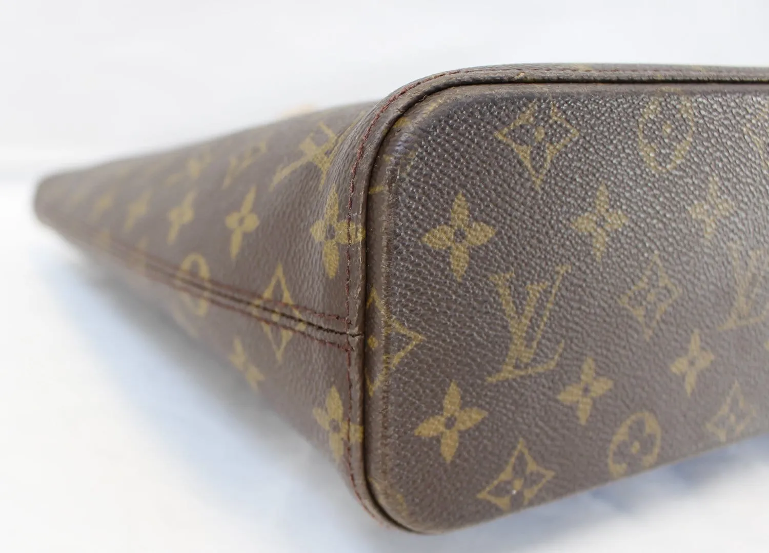 LOUIS VUITTON Monogram Canvas Luco Tote Bag