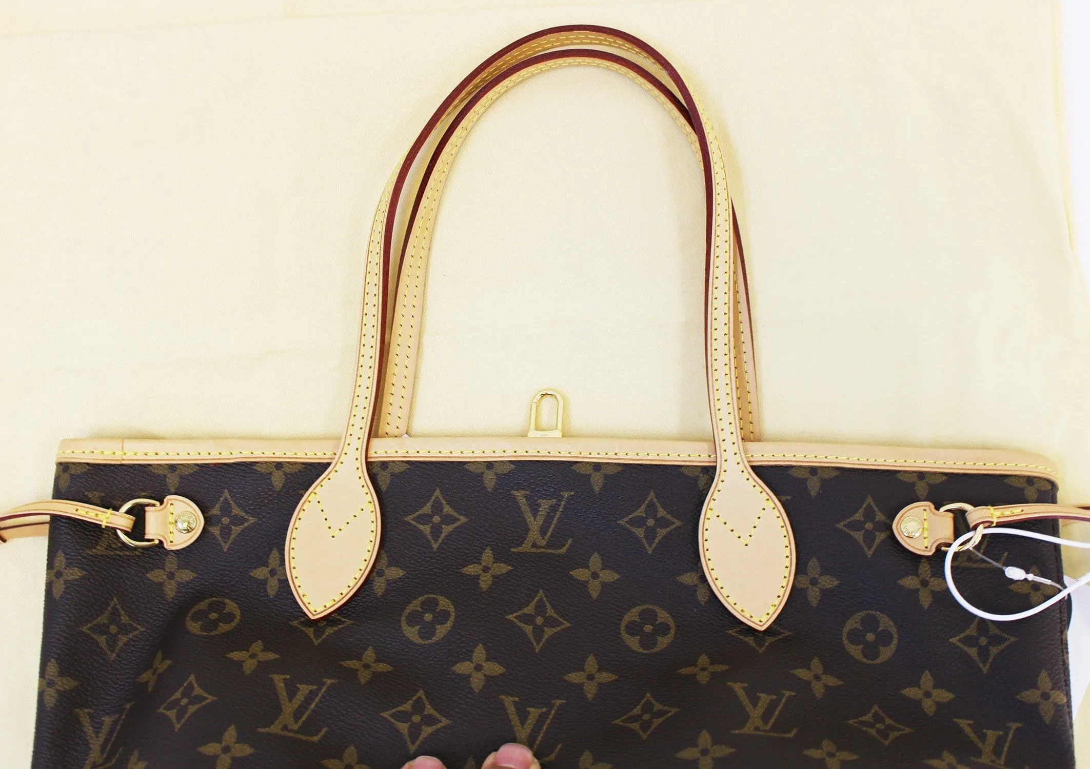 LOUIS VUITTON Monogram Canvas Neverfull PM Tote Shoulder Bag