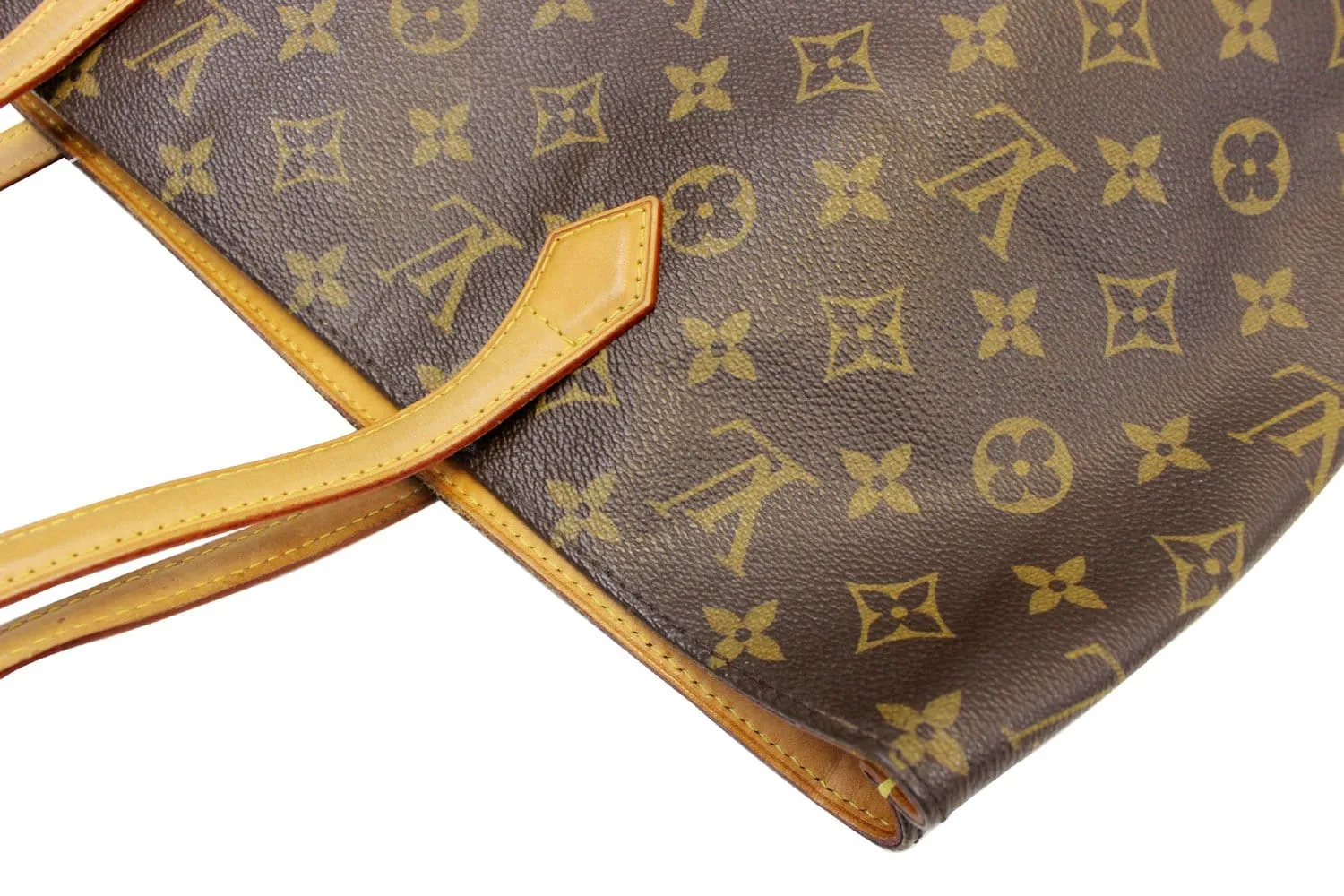 LOUIS VUITTON Monogram Canvas Wilshire MM Shoulder Bag