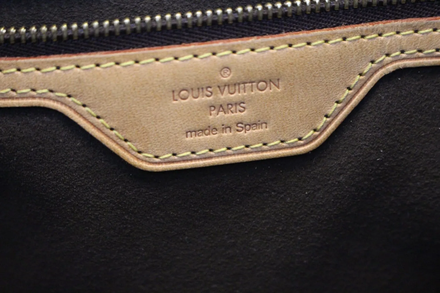 LOUIS VUITTON Monogram Canvas Wilshire MM Shoulder Bag