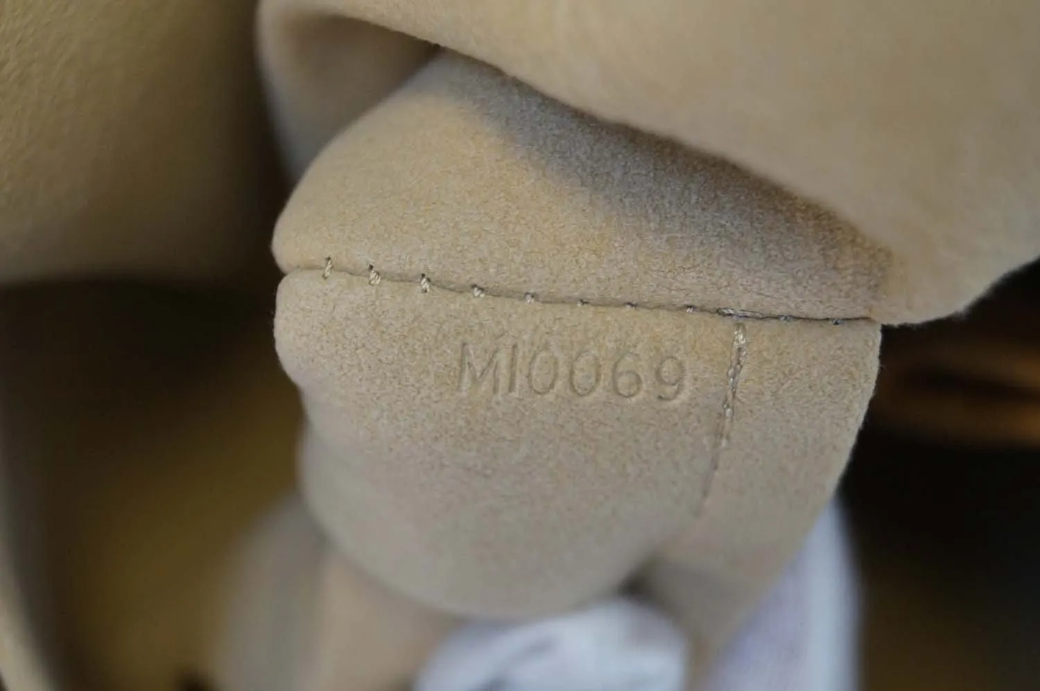 LOUIS VUITTON Monogram Galliera PM Shoulder Bag