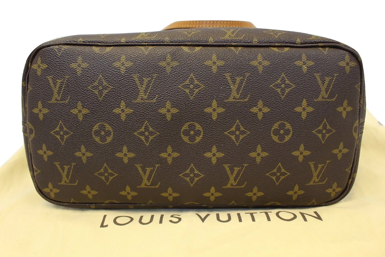 LOUIS VUITTON Monogram Neverfull MM Tote Shoulder Bag