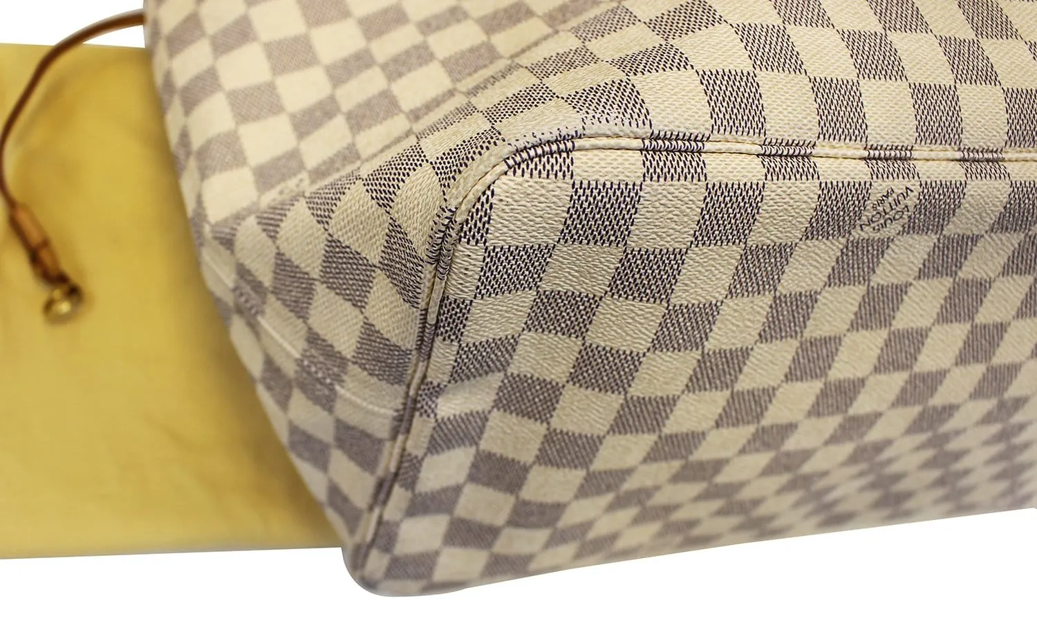 LOUIS VUITTON Neverfull GM Damier Azur Shoulder Bag