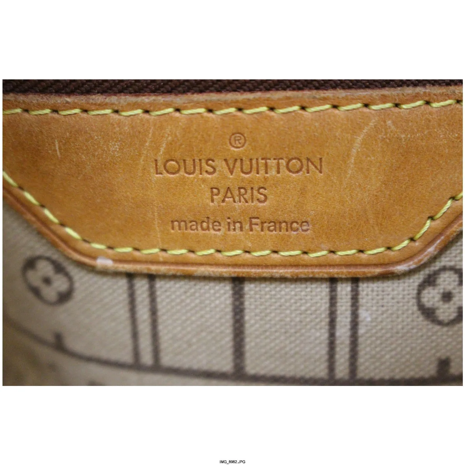LOUIS VUITTON Neverfull MM Monogram Canvas Tote Bag Brown