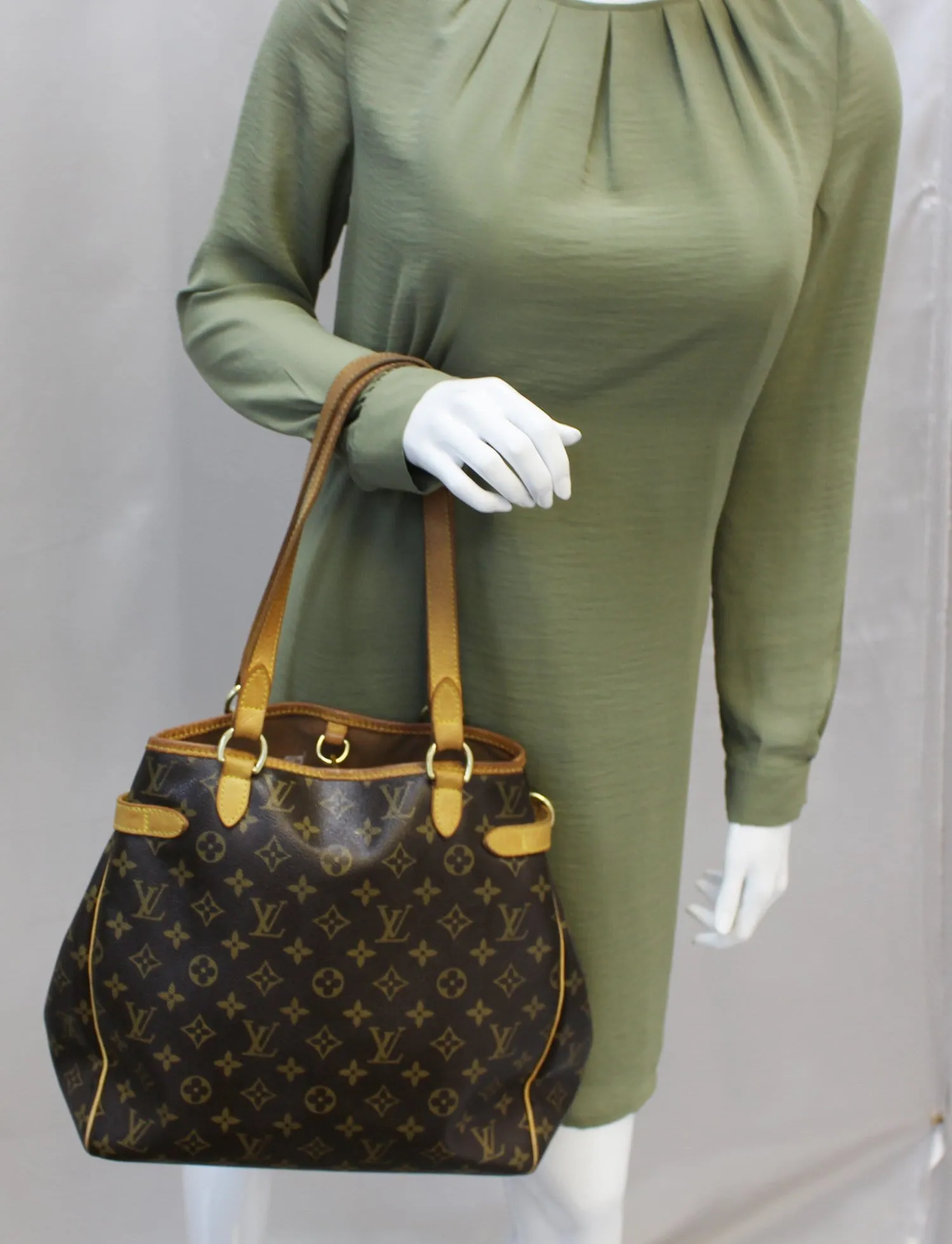 LOUIS VUITTON Used Shoulder Bag Monogram Batignolles Vertical