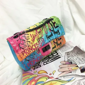 new 2019 Women's bag color printing fashion bag chain Accessible luxury graffiti bag bag travel Courteous staff shoulder Messenger