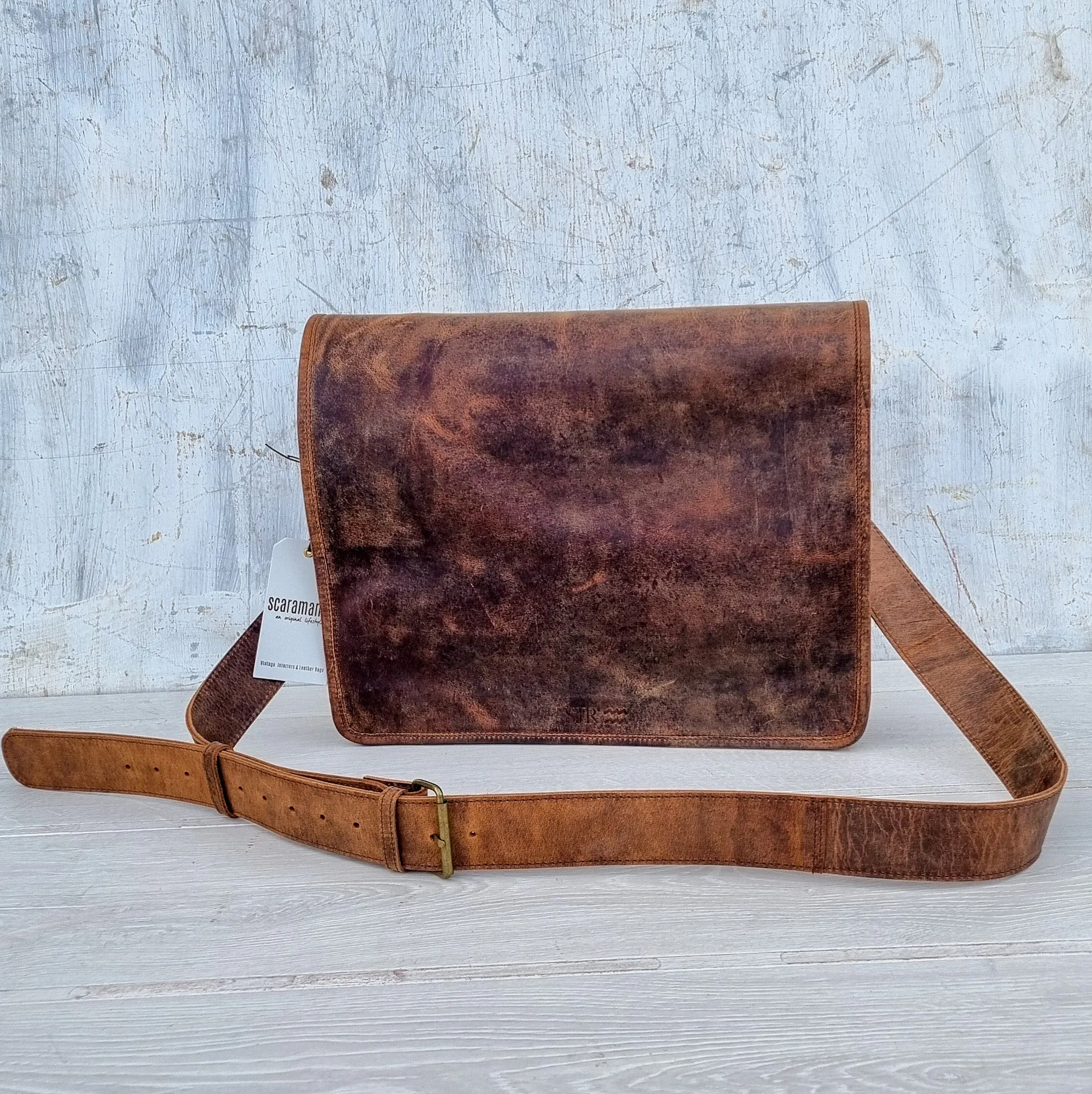 Seconds 15 Inch Leather Messenger Bag