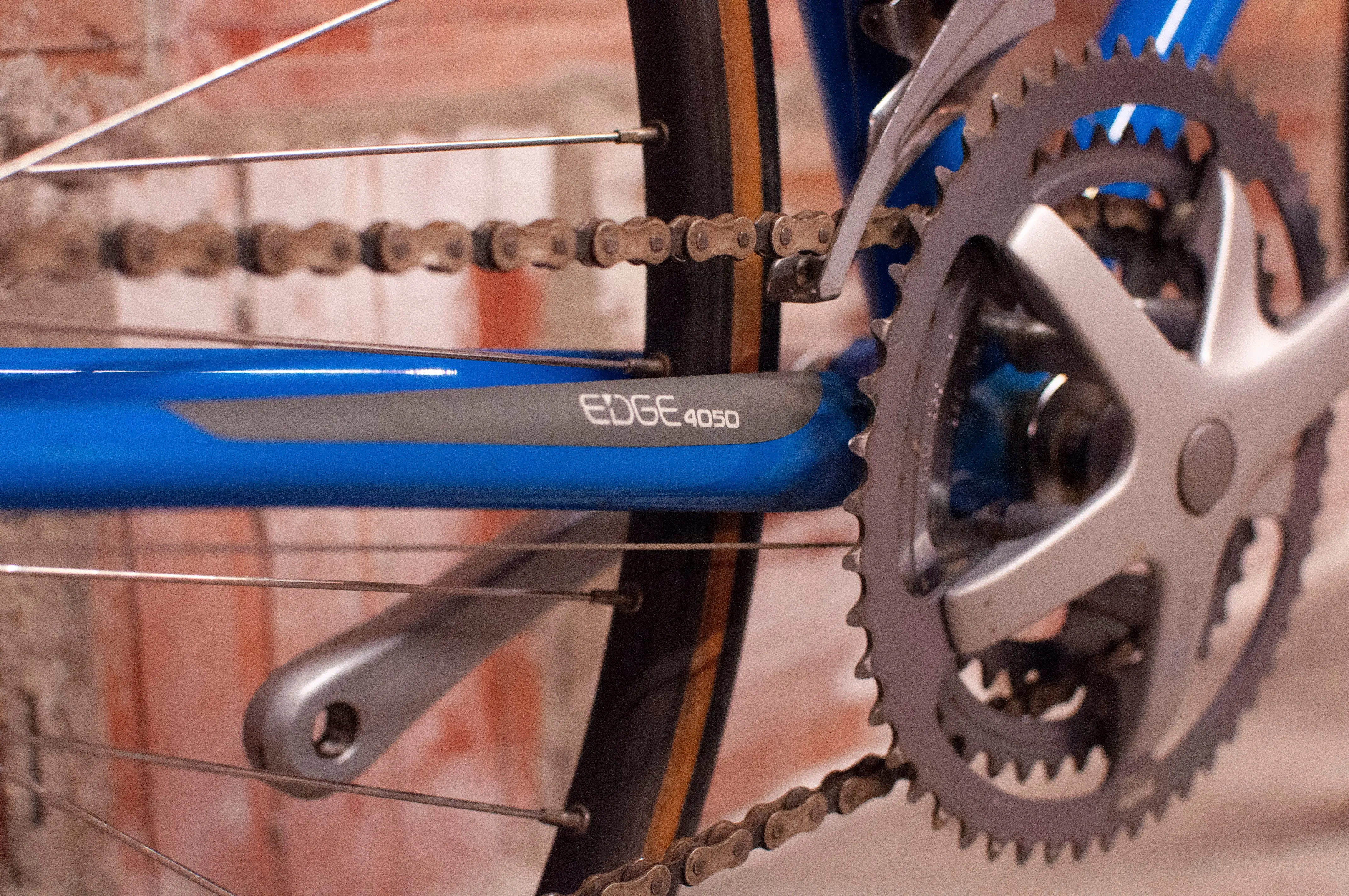 Trek 1100 Aluminum Road Bike, 61 cm/XL, Blue and Yellow